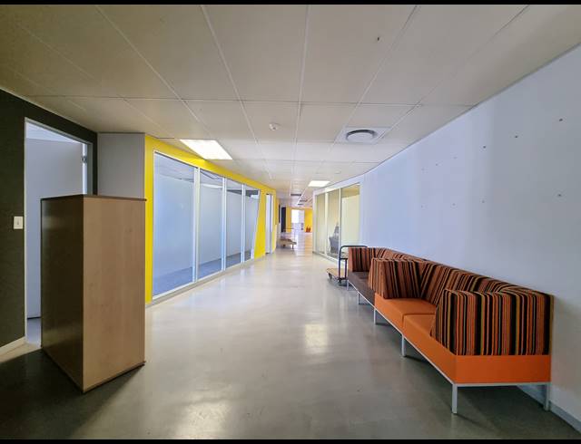 417M² OFFICE TO LET IN CENTURY CITY